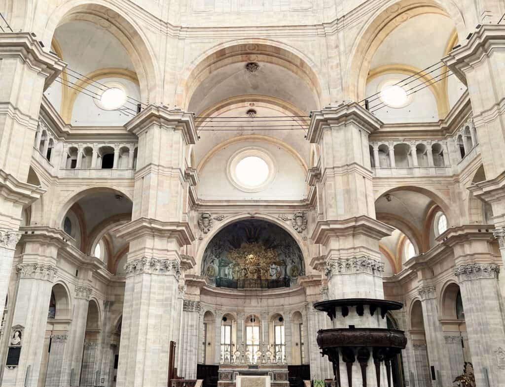 Pavia Duomo Interior Nave And Alter White Marble Renaissance Architecture Bramante